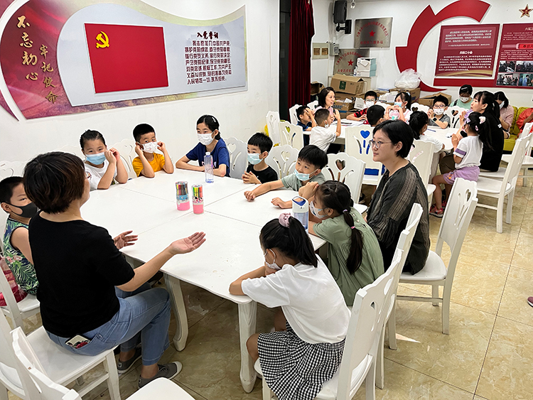 听心教育走进南市街庆有西里社区开展儿童心理游戏团辅