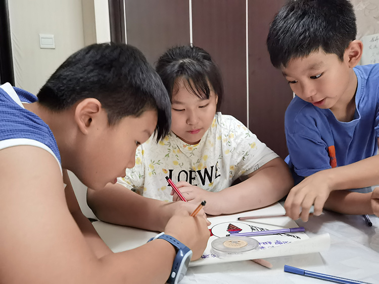 听心教育携手翰泽书画开展儿童心理成长夏令营（少年组）